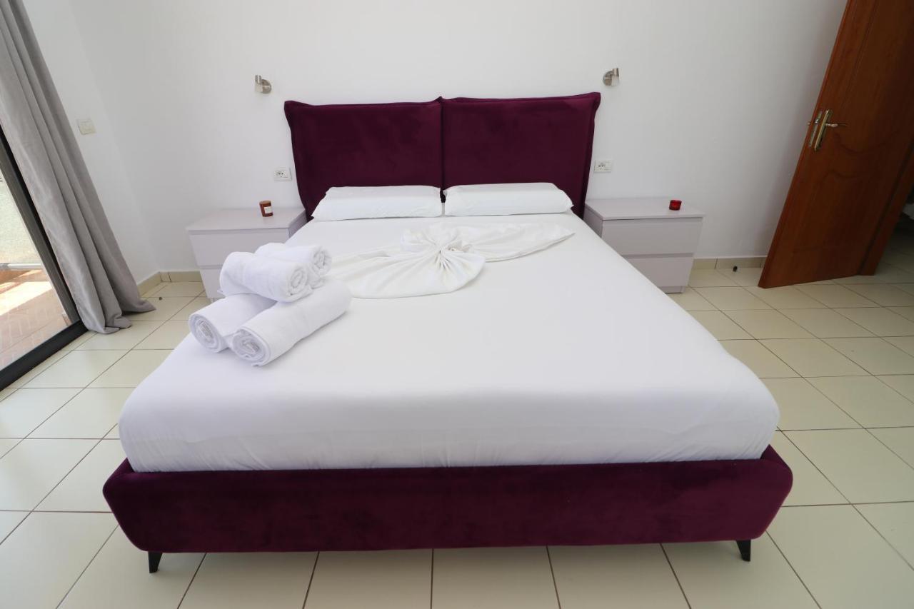 Bora Rooms Himarë Dış mekan fotoğraf