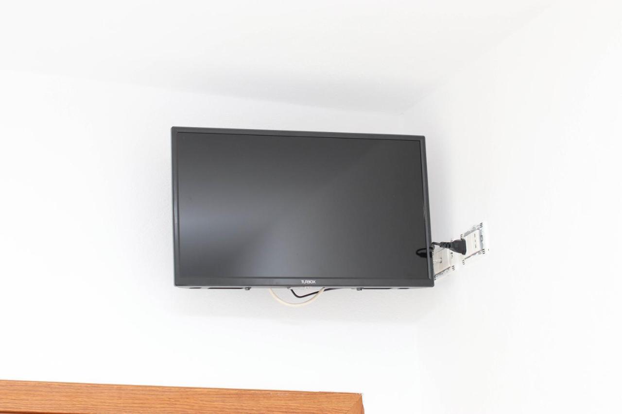 Bora Rooms Himarë Dış mekan fotoğraf