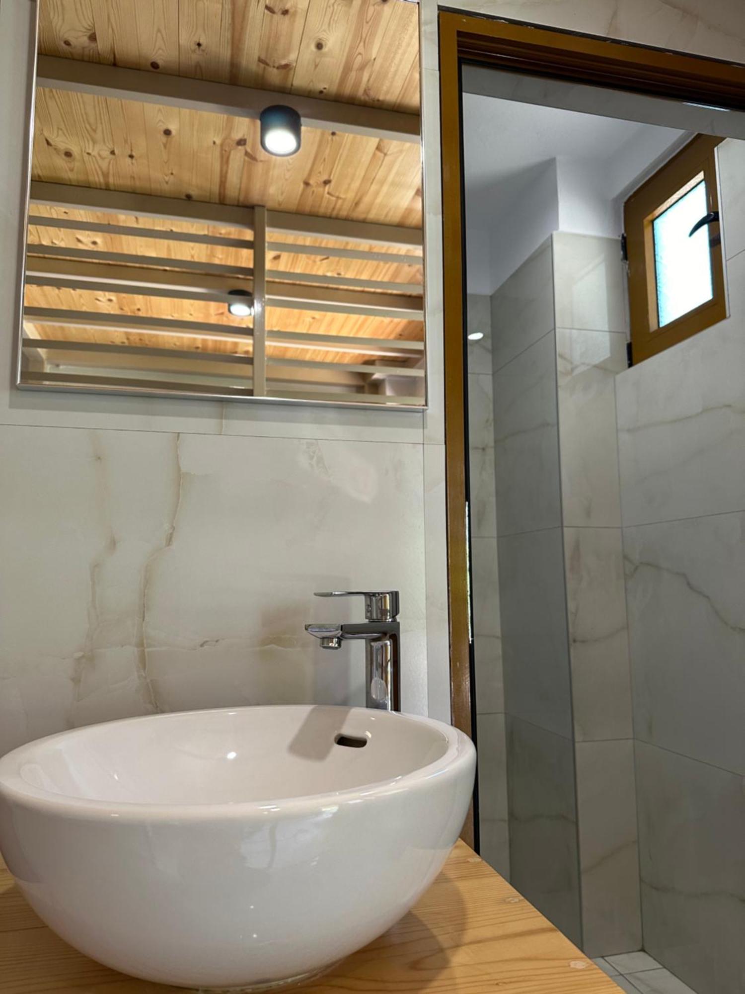 Bora Rooms Himarë Dış mekan fotoğraf