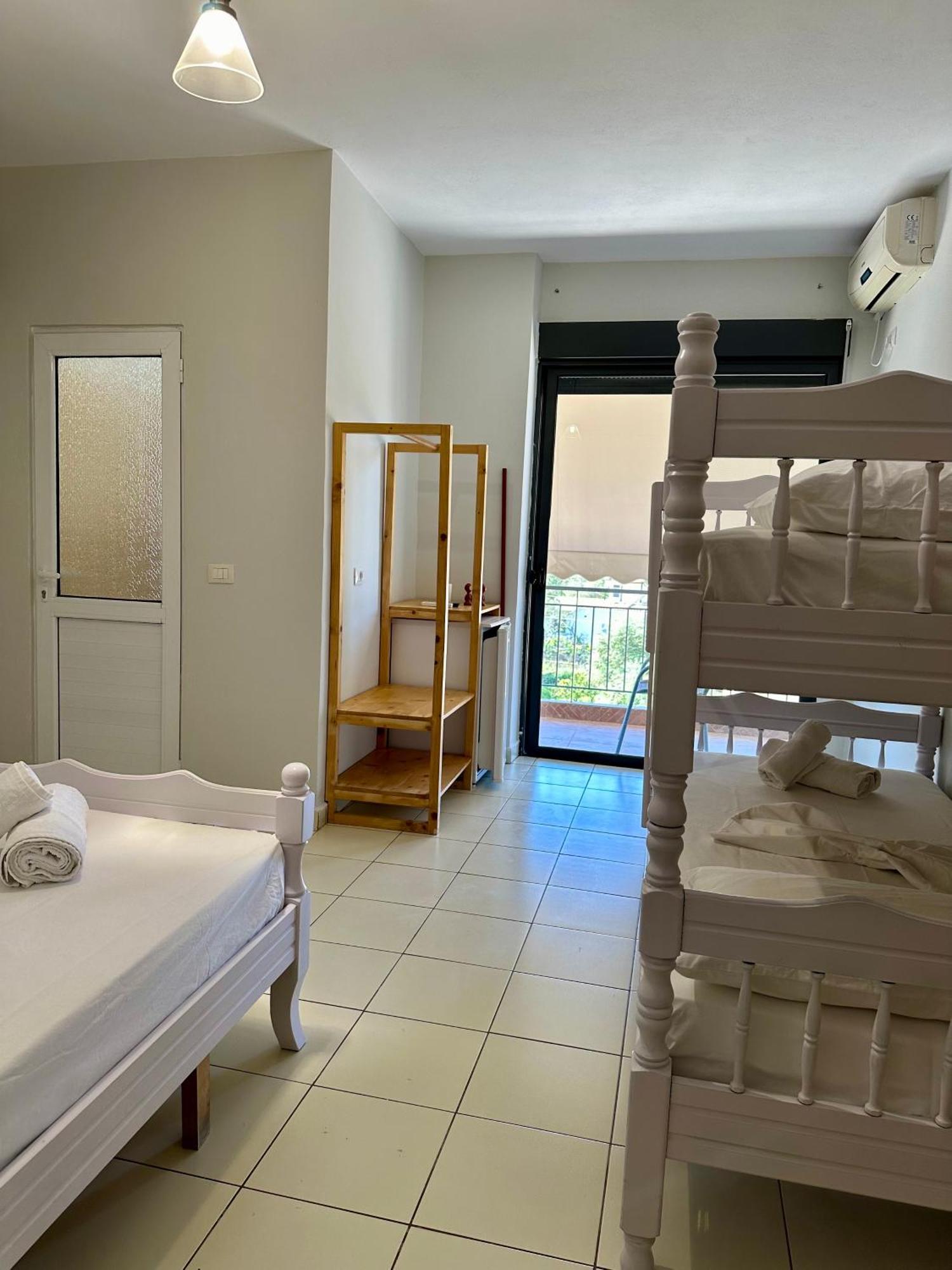 Bora Rooms Himarë Dış mekan fotoğraf